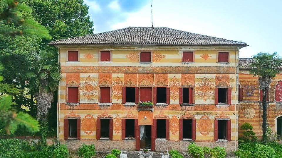 Villa Di Campagna Immersa Nella Natura Zero Branco Exteriör bild